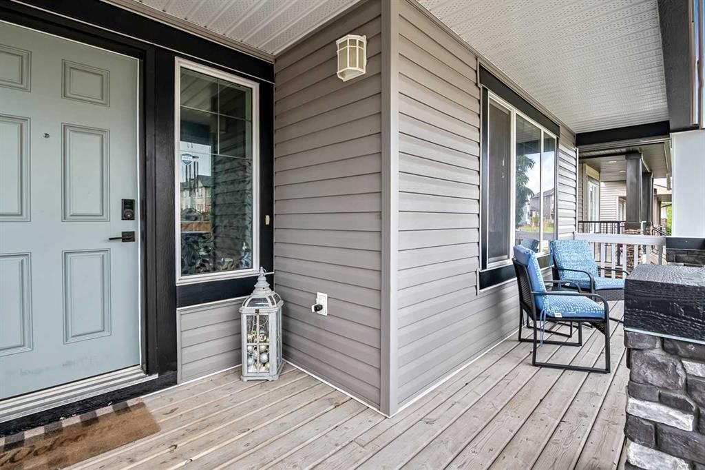 61 Drake Landing Loop, Okotoks, AB