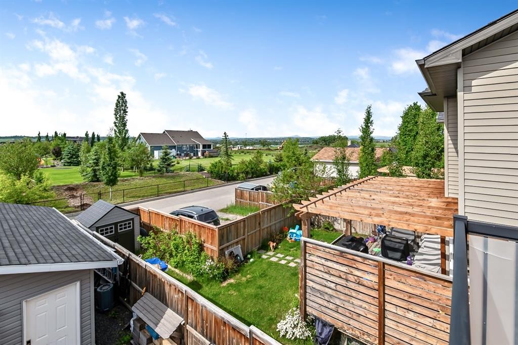 61 Drake Landing Loop, Okotoks, AB