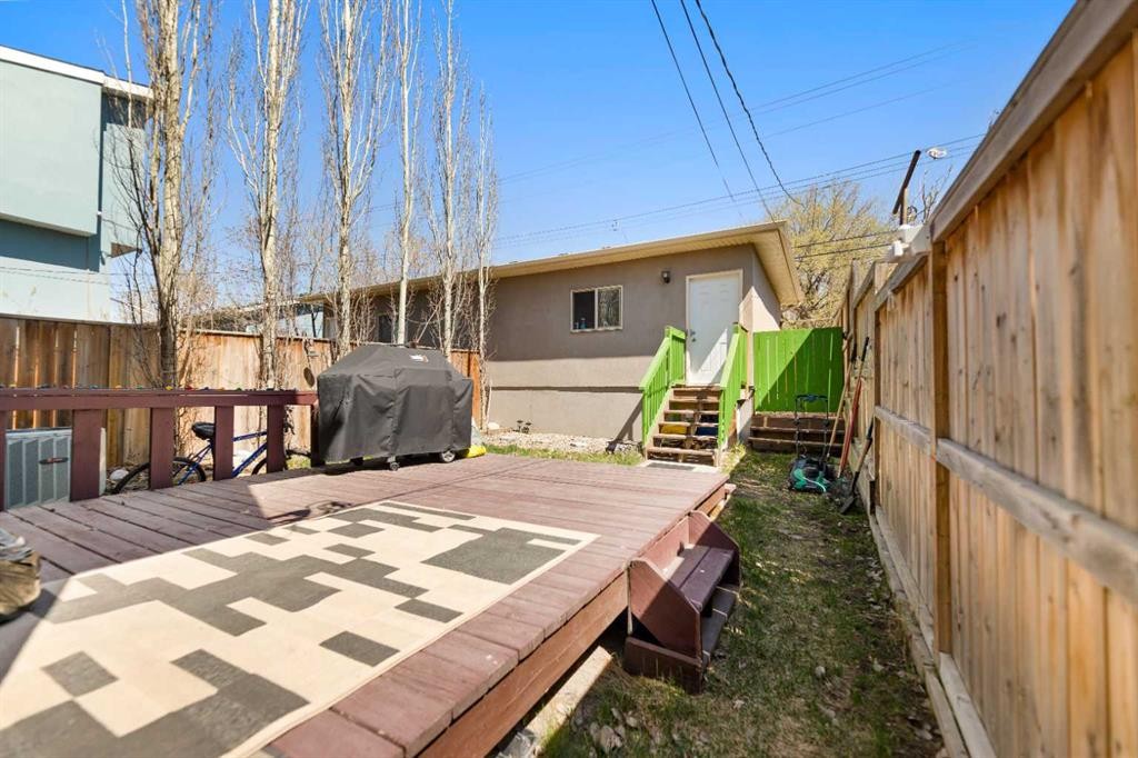4410 17 Avenue Nw, Calgary, AB - Outdoor With Exterior