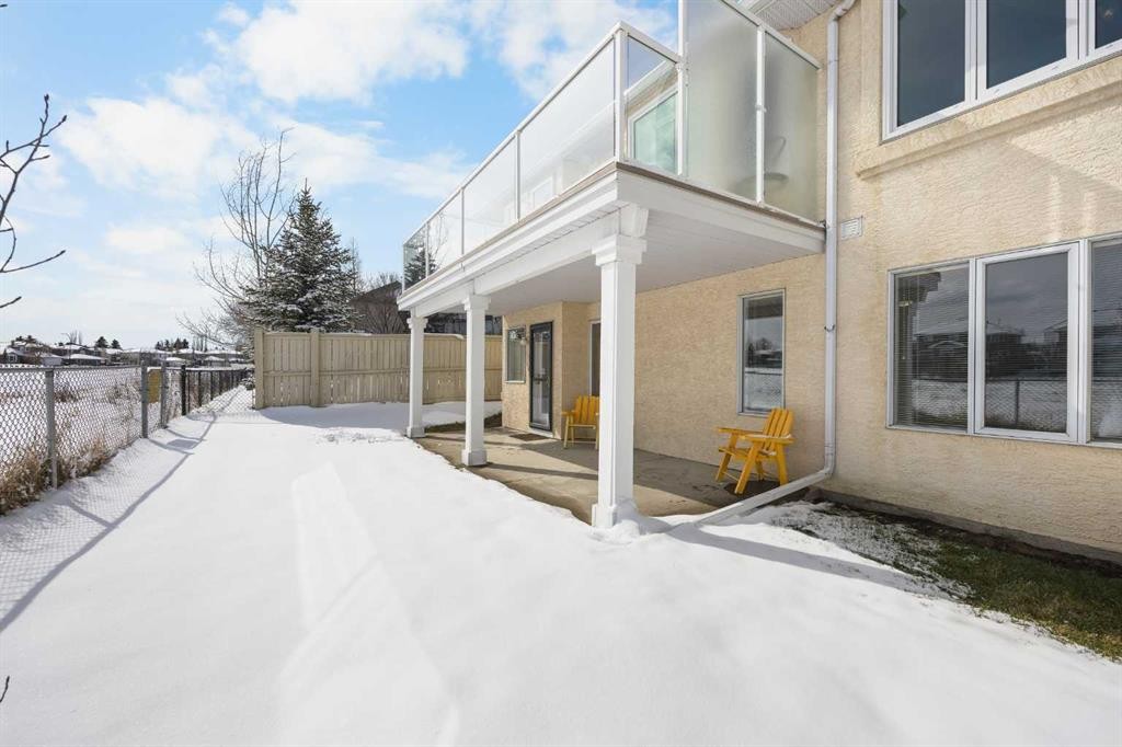 8 Edgevalley View Nw, Calgary, AB - Outdoor