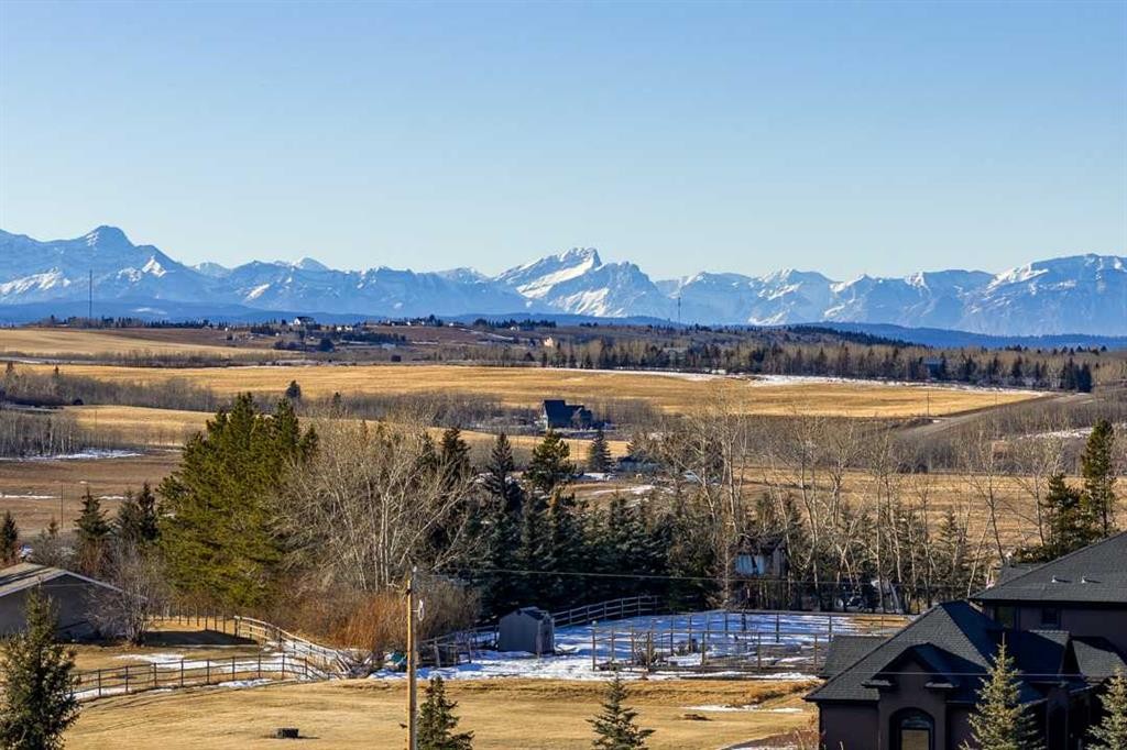 262076 Range Road 33, Rural Rocky View County, AB