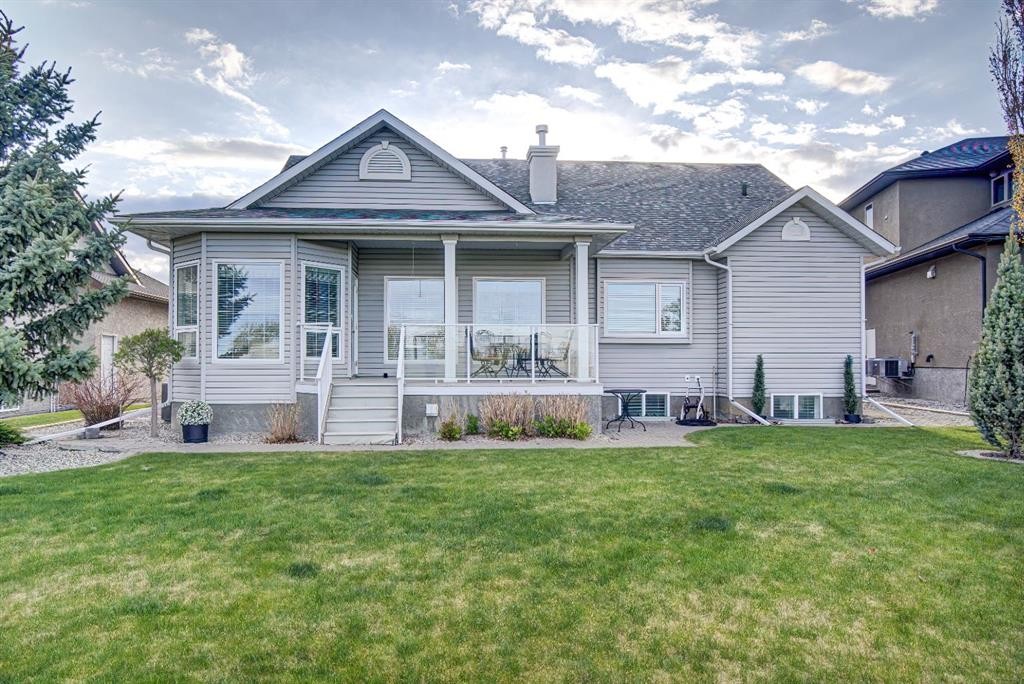 8 Link Spur, Claresholm, AB - Outdoor With Deck Patio Veranda