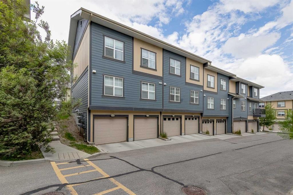 132 Evanscrest Gardens Nw, Calgary, AB