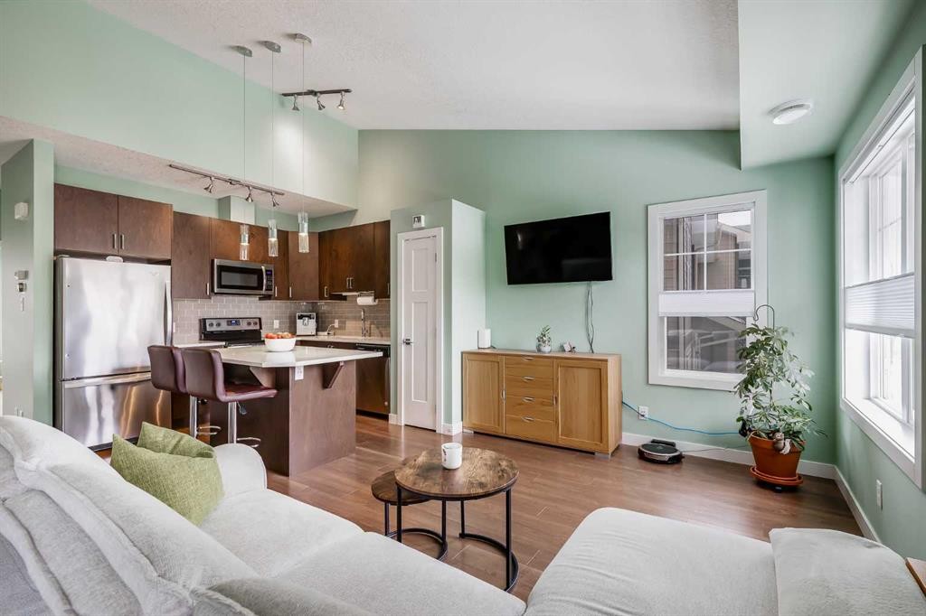 132 Evanscrest Gardens Nw, Calgary, AB