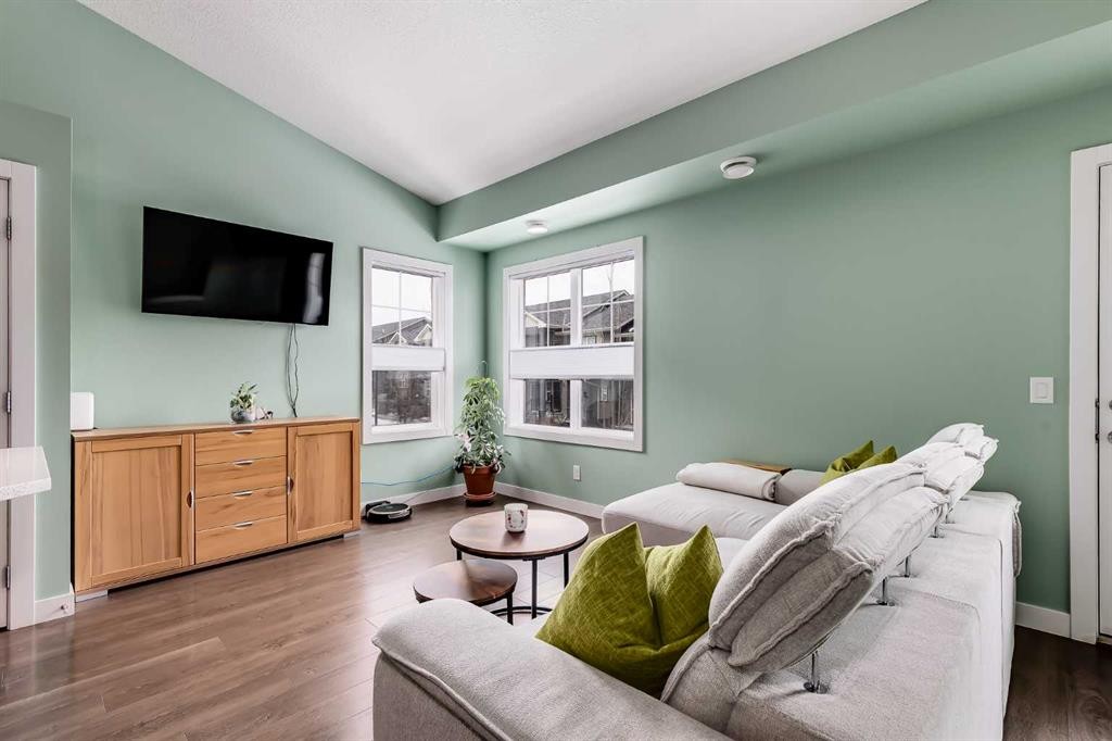 132 Evanscrest Gardens Nw, Calgary, AB