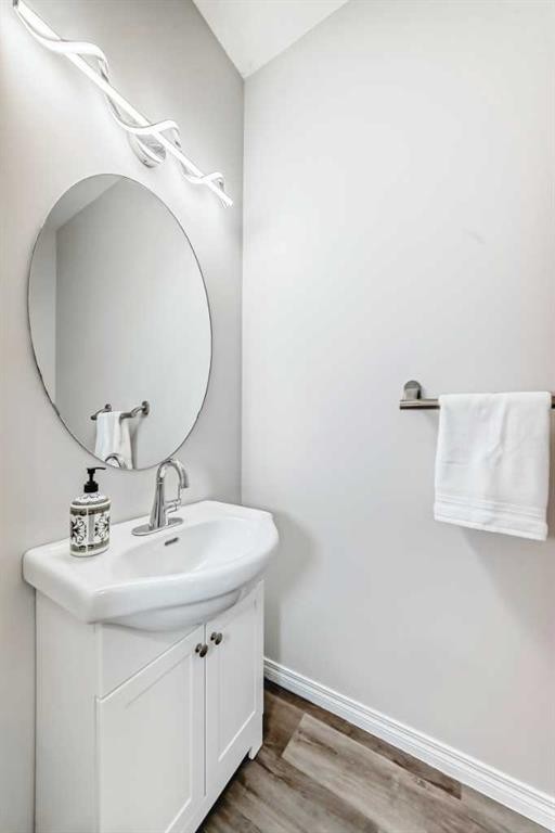 21 Panamount Row Nw, Calgary, AB - Indoor Photo Showing Bathroom