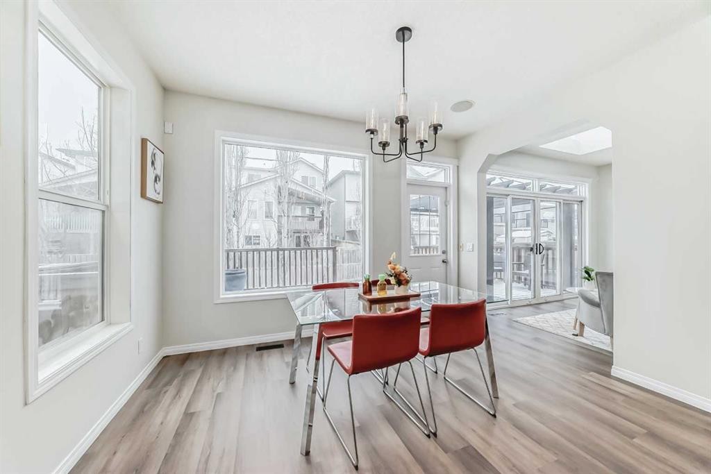 21 Panamount Row Nw, Calgary, AB - Indoor Photo Showing Office