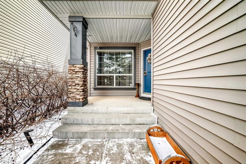 42 Somerset Circle Sw, Calgary, AB - Outdoor With Deck Patio Veranda