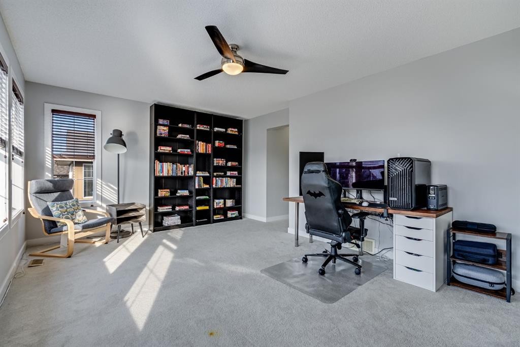 26 Auburn Glen Circle Se, Calgary, AB - Indoor Photo Showing Office