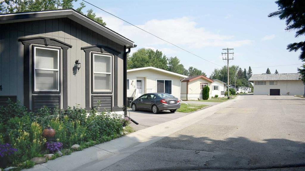 700 Carmichael Lane, Hinton, AB - Outdoor