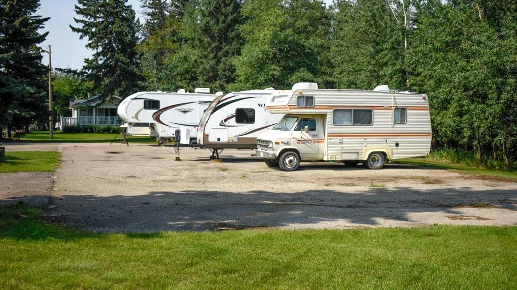 700 Carmichael Lane, Hinton, AB - Outdoor