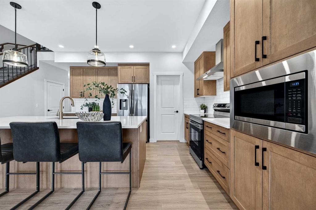36 Lewiston Common Ne, Calgary, AB - Indoor Photo Showing Kitchen With Upgraded Kitchen