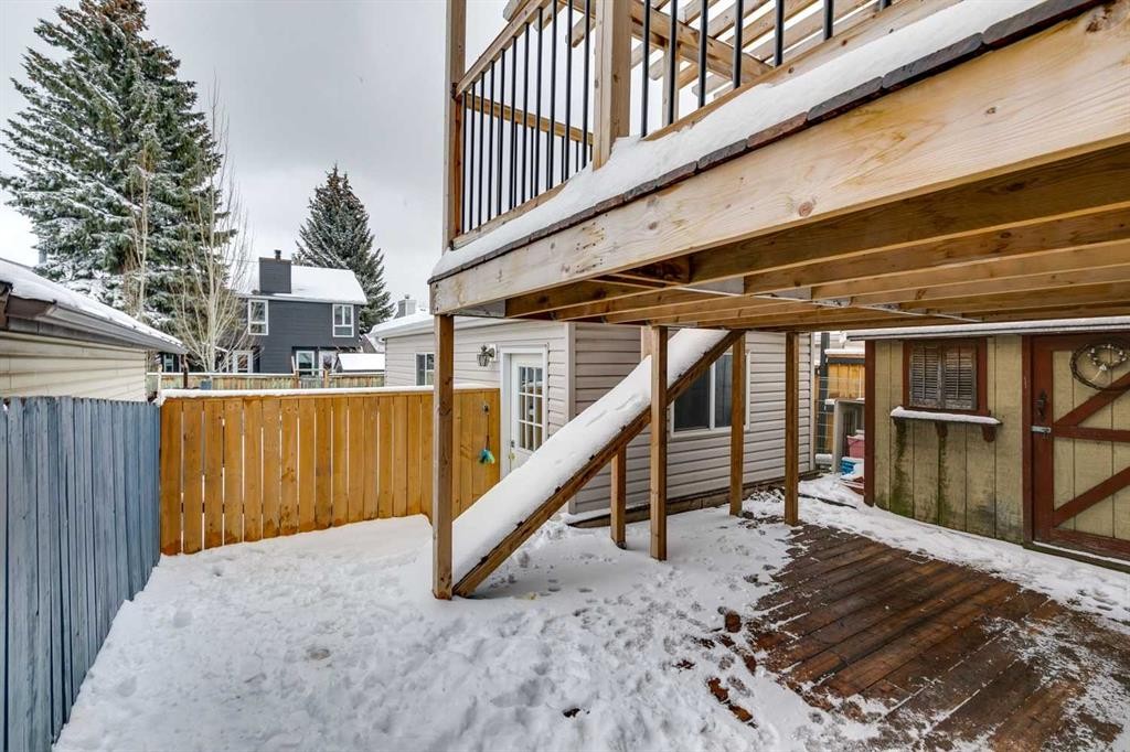 131 Woodglen Way Sw, Calgary, AB - Outdoor With Exterior