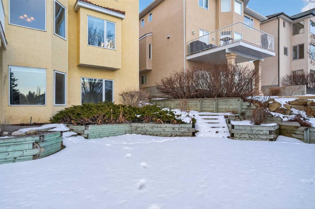 255 Hamptons Terrace Nw, Calgary, AB - Outdoor