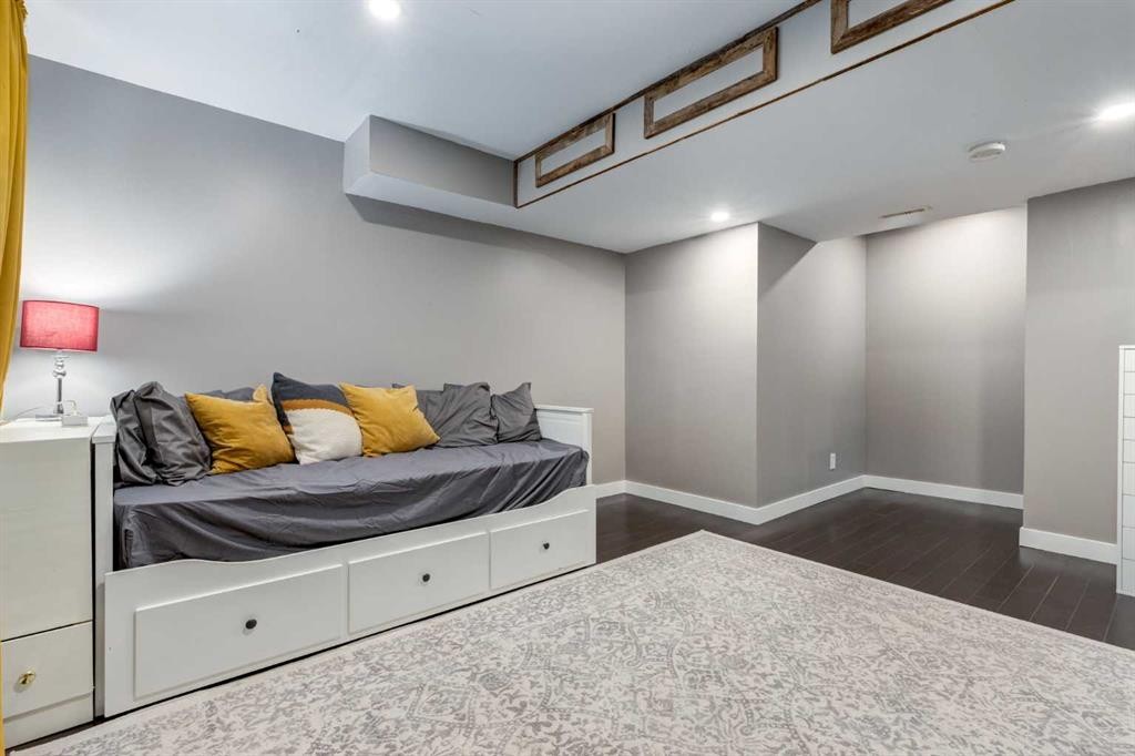 138 Cranberry Place Se, Calgary, AB - Indoor