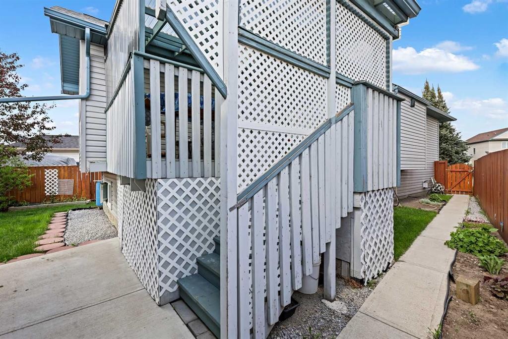 272 Saddlemead Road Ne, Calgary, AB - Outdoor With Deck Patio Veranda With Exterior