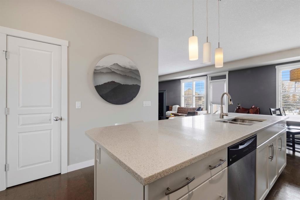 237 Mckenzie Towne Link Se, Calgary, AB - Indoor Photo Showing Kitchen With Double Sink