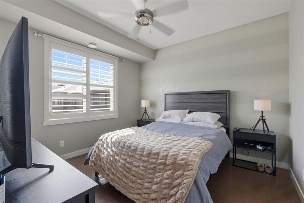 237 Mckenzie Towne Link Se, Calgary, AB - Indoor Photo Showing Bedroom