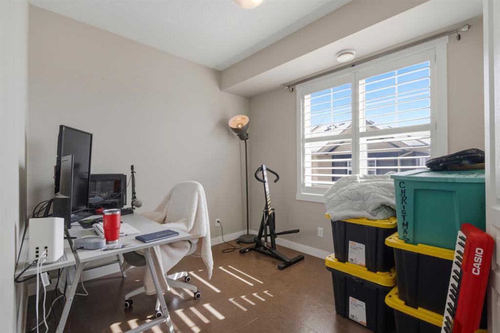 237 Mckenzie Towne Link Se, Calgary, AB - Indoor Photo Showing Office