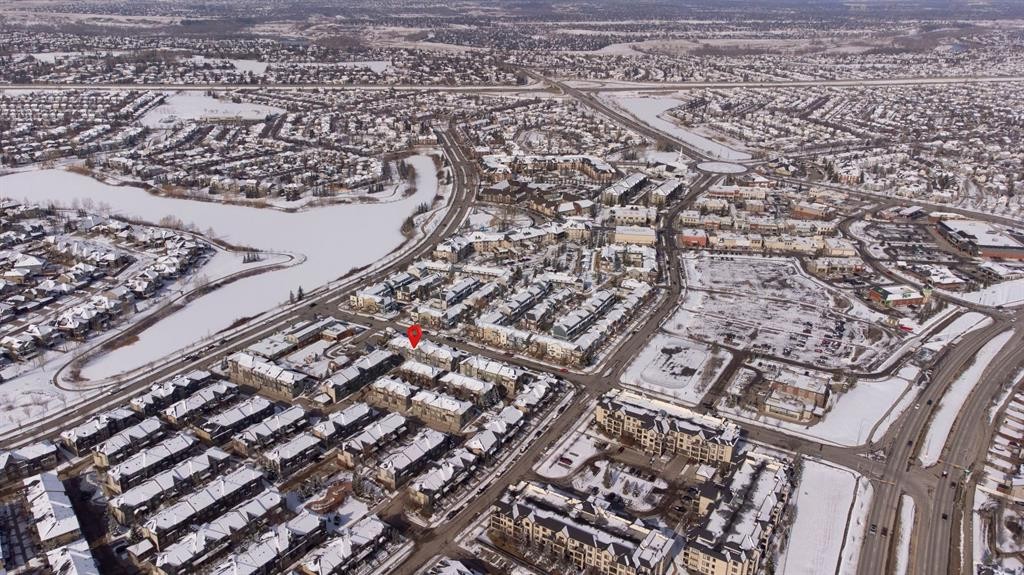 237 Mckenzie Towne Link Se, Calgary, AB -