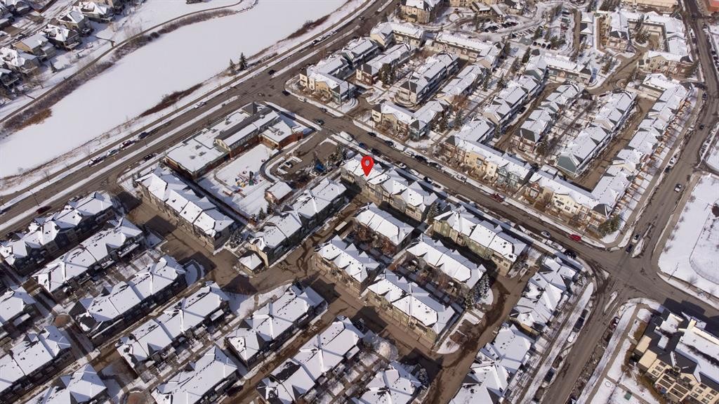 237 Mckenzie Towne Link Se, Calgary, AB - Photo Showing Other Room