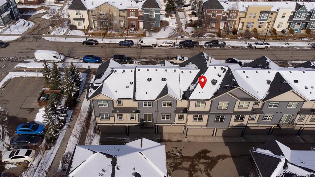237 Mckenzie Towne Link Se, Calgary, AB - Outdoor