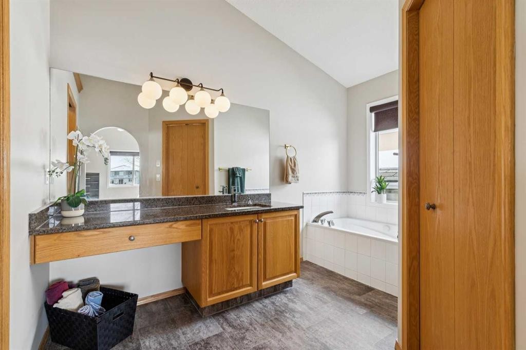 113 Westchester Way, Chestermere, AB - Indoor Photo Showing Bathroom