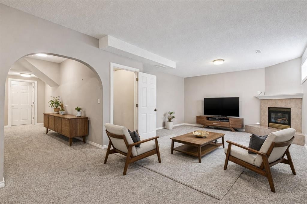 113 Westchester Way, Chestermere, AB - Indoor With Fireplace