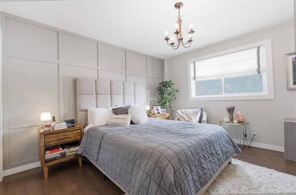 8411 Silver Springs Road Nw, Calgary, AB - Indoor Photo Showing Bedroom