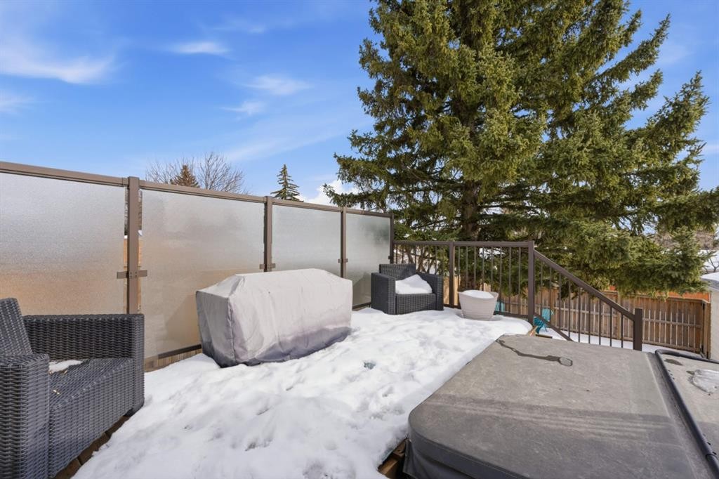 8411 Silver Springs Road Nw, Calgary, AB - Outdoor