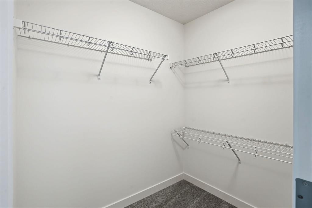 812 Cranbrook Walk Se, Calgary, AB - Indoor With Storage