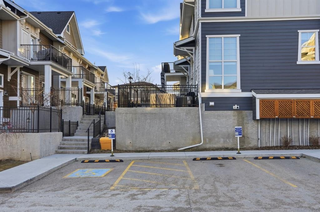 812 Cranbrook Walk Se, Calgary, AB - Outdoor With Balcony