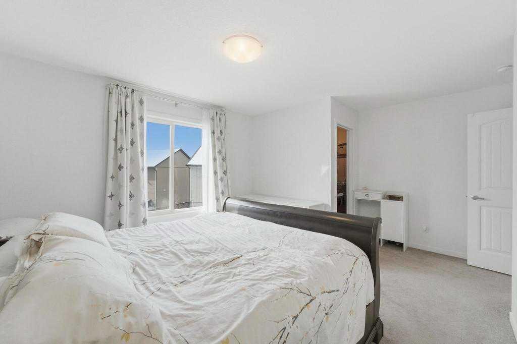 148 Legacy Point Se, Calgary, AB - Indoor Photo Showing Bedroom