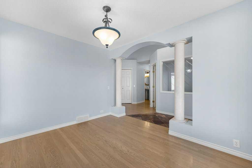 58 Chaparral Close Se, Calgary, AB - Indoor Photo Showing Other Room