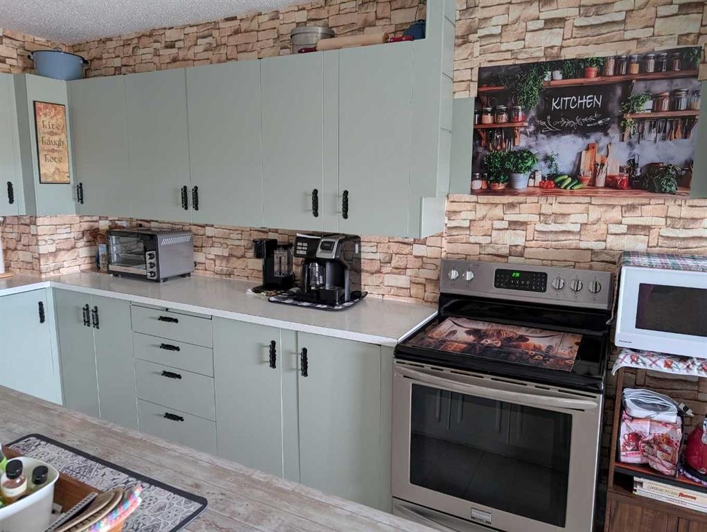 134004 Range Rd 223, Rural Vulcan County, AB - Indoor Photo Showing Kitchen