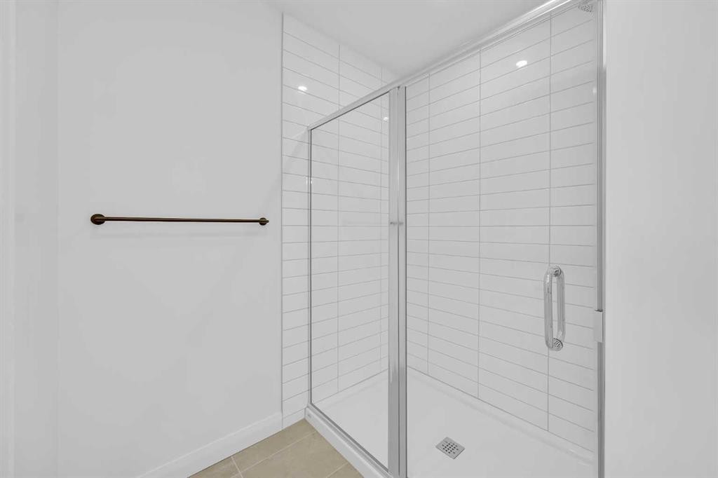 154 Northern Lights Crescent, Langdon, AB - Indoor Photo Showing Bathroom