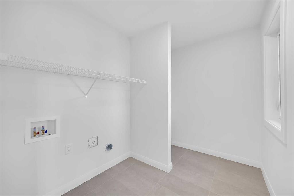 154 Northern Lights Crescent, Langdon, AB - Indoor