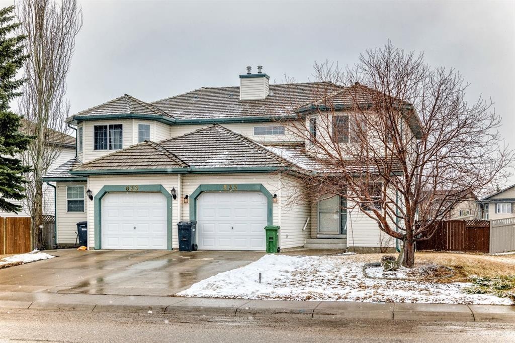835 Westmount Drive, Strathmore, AB - Outdoor