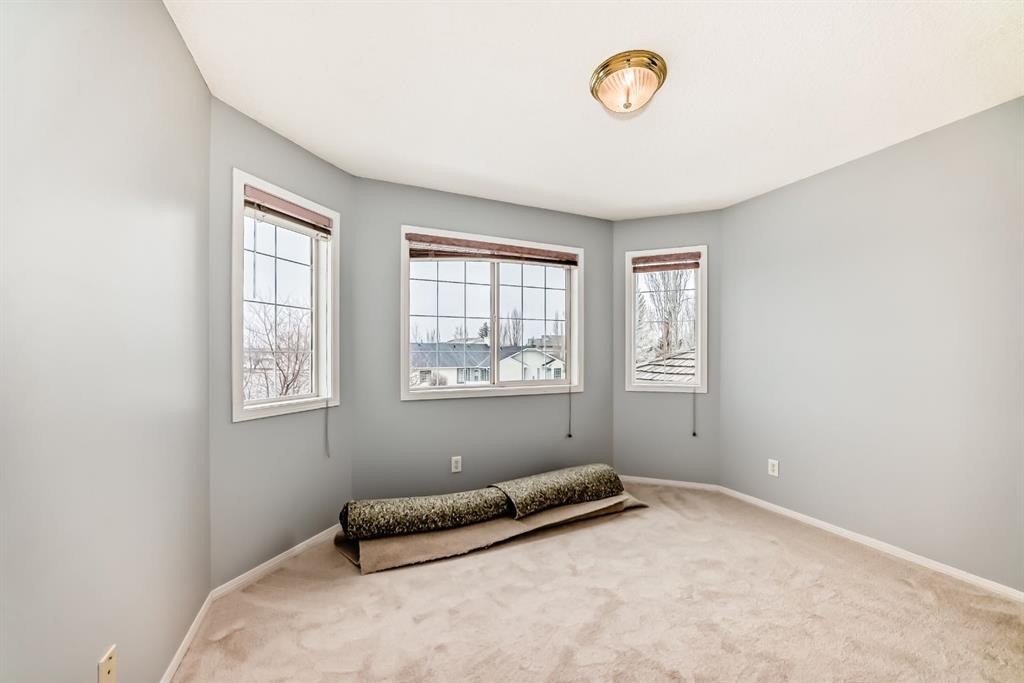 835 Westmount Drive, Strathmore, AB - Indoor