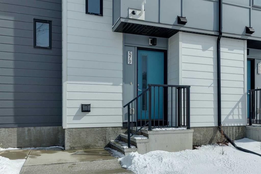 579 Evanston Link, Calgary, AB - Outdoor With Exterior
