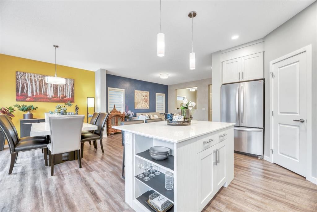 63 Walgrove Way Se, Calgary, AB - Indoor