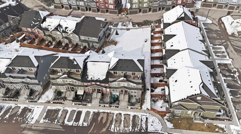 479 Cranbrook Square Se, Calgary, AB - With View