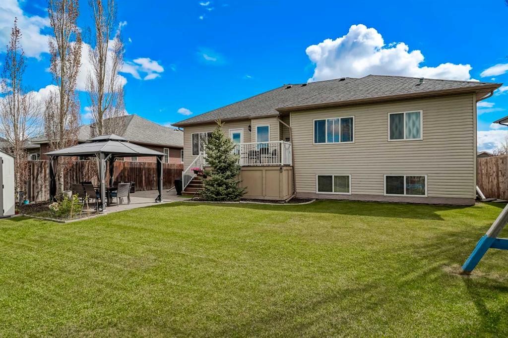 207 Strathmore Lakes Bend, Strathmore, AB - Outdoor