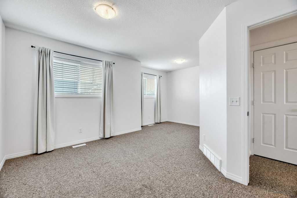 109 Ranch Ridge Meadow, Strathmore, AB - Indoor Photo Showing Other Room