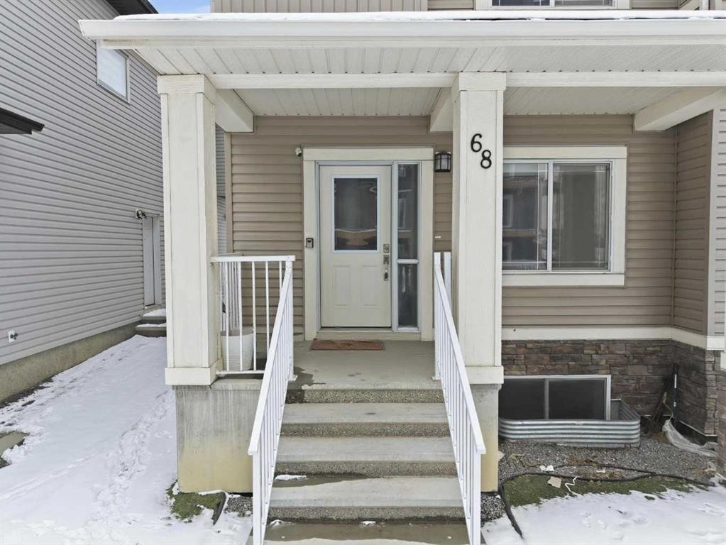 68 Cornerbrook View Ne, Calgary, AB - Outdoor With Exterior