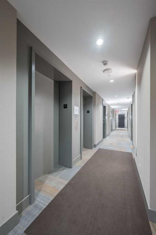 1205-550 Riverfront Avenue Se, Calgary, AB - Indoor Photo Showing Other Room