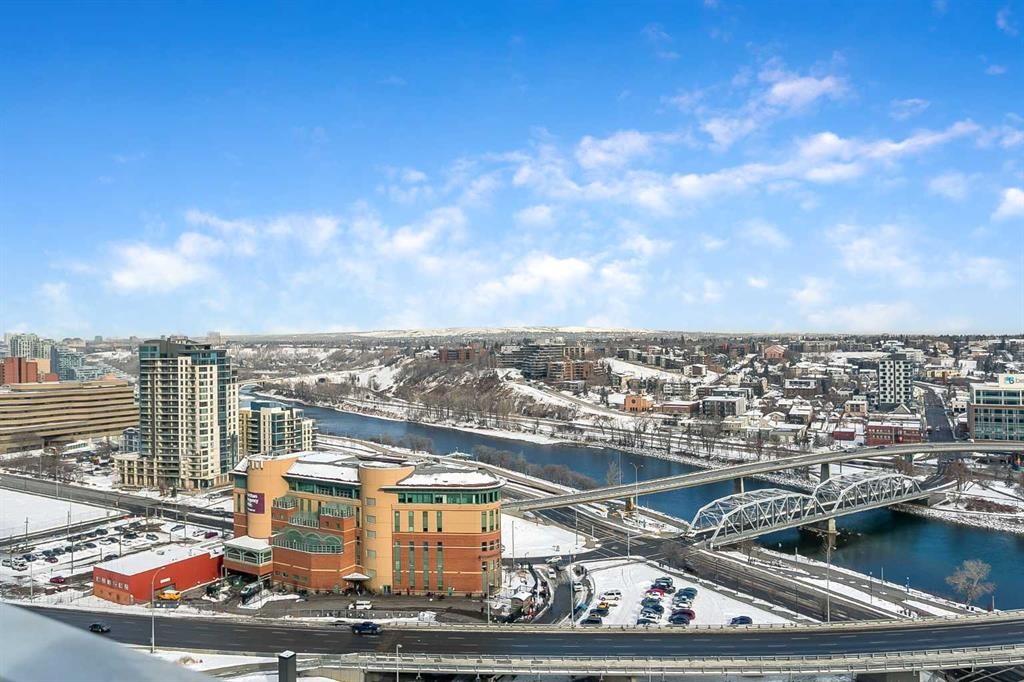 2103-510 6 Avenue Se, Calgary, AB - Outdoor With View