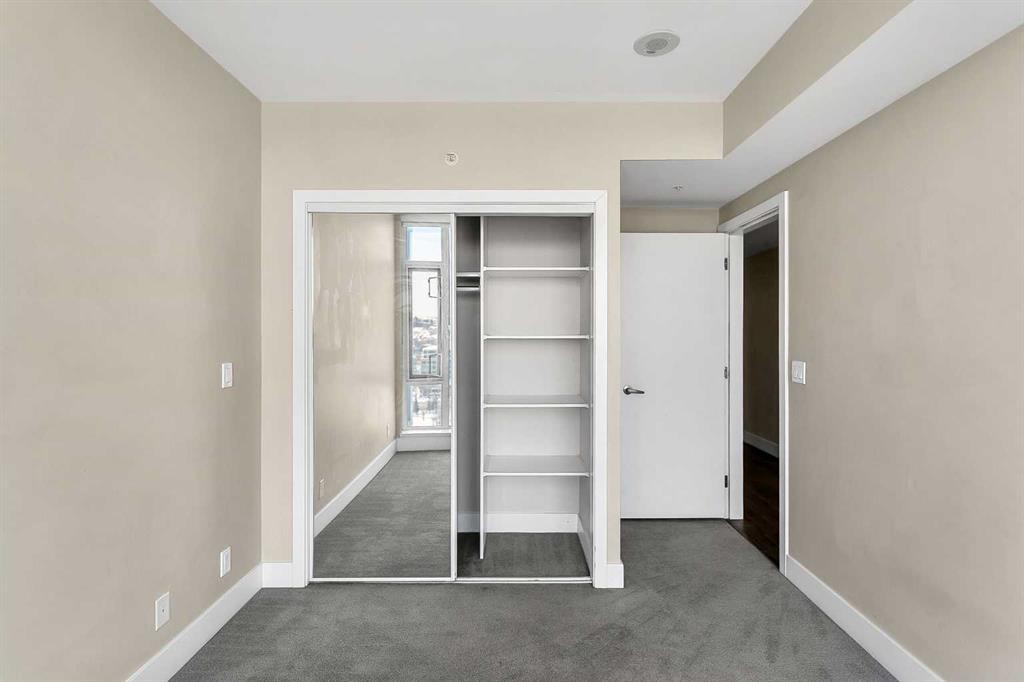 2103-510 6 Avenue Se, Calgary, AB - Indoor Photo Showing Other Room