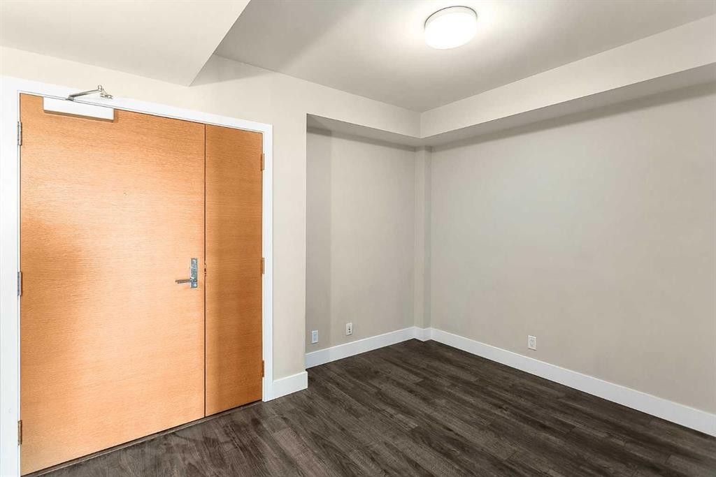 2103-510 6 Avenue Se, Calgary, AB - Indoor Photo Showing Other Room