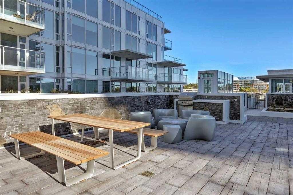2103-510 6 Avenue Se, Calgary, AB - Outdoor